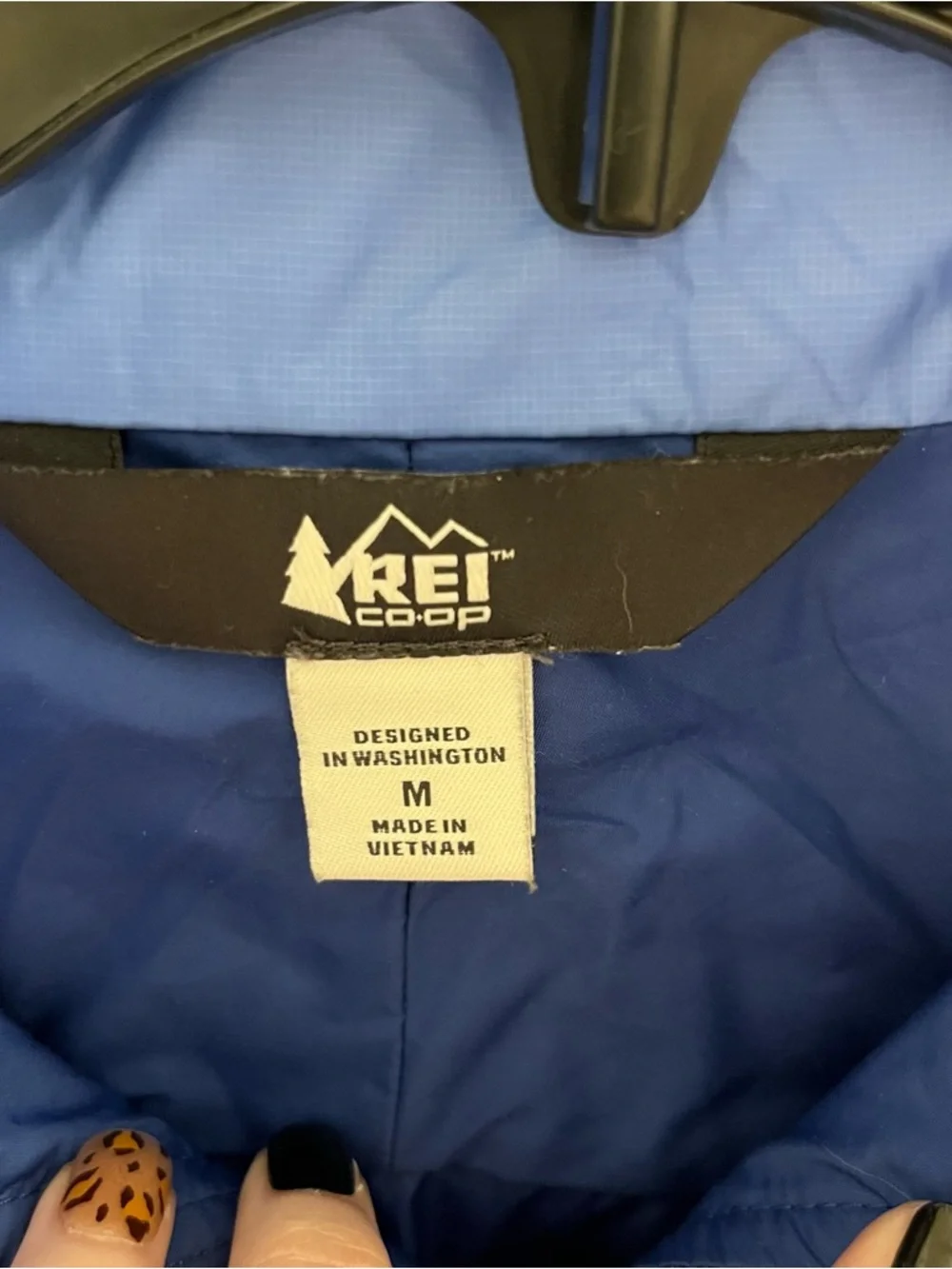 REI Lightweight Jacket Size Medium - Picture 3 of 5